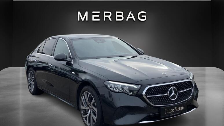 Mercedes-Benz - E 300 de 4MATIC Limousine