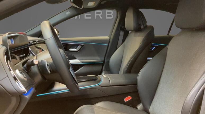 Mercedes-Benz - E 300 de 4MATIC Limousine