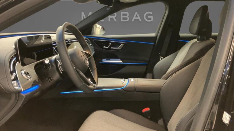 Mercedes-Benz - E 300 de T-Modell Österreich-Edition