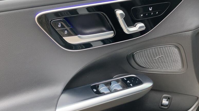 Mercedes-Benz - C 300 de 4MATIC