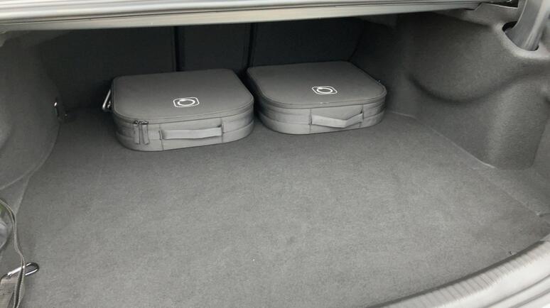 Mercedes-Benz - C 300 de 4MATIC