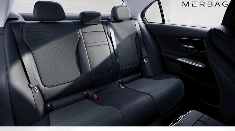 Mercedes-Benz - C 200 4MATIC