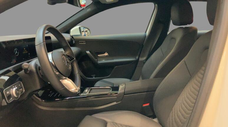 Mercedes-Benz - A 180 d Kompaktlimousine Österreich-Edition