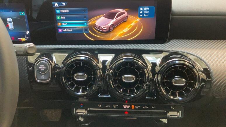 Mercedes-Benz - A 180 d Kompaktlimousine Österreich-Edition