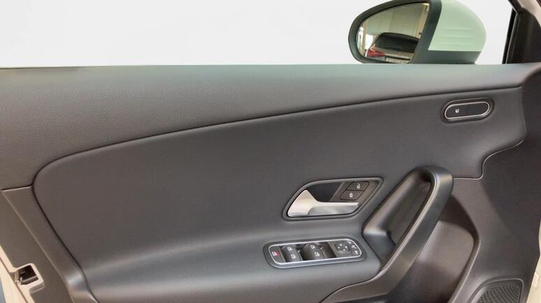 Mercedes-Benz - A 180 d Kompaktlimousine Österreich-Edition