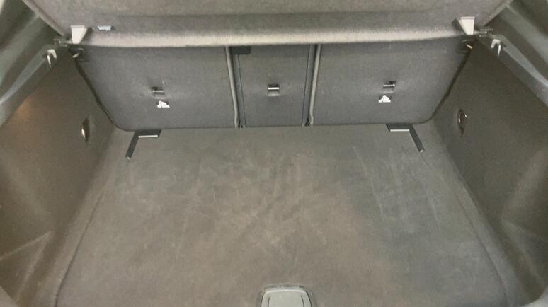 Mercedes-Benz - A 180 d Kompaktlimousine Österreich-Edition