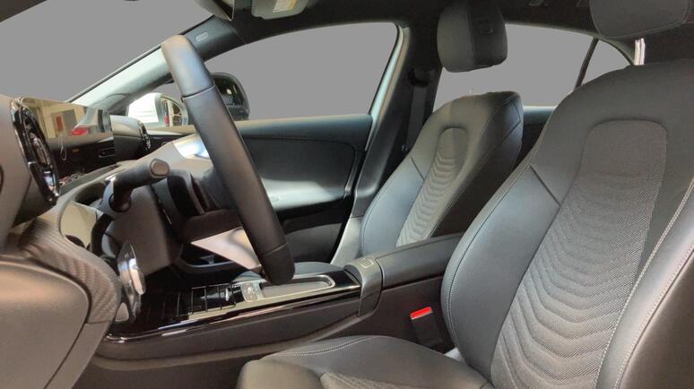 Mercedes-Benz - A 180 d Kompaktlimousine Österreich-Edition