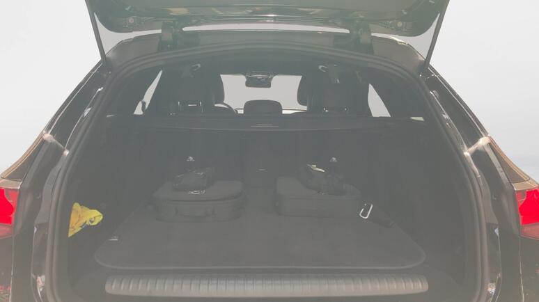 Mercedes-Benz - E 300 de 4MATIC T-Modell