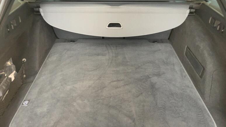 Mercedes-Benz - E 220 d T-Modell