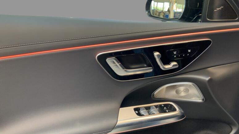 Mercedes-Benz - E 220 d Limousine