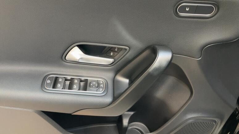 Mercedes-Benz - A 180 d Kompaktlimousine Österreich-Edition