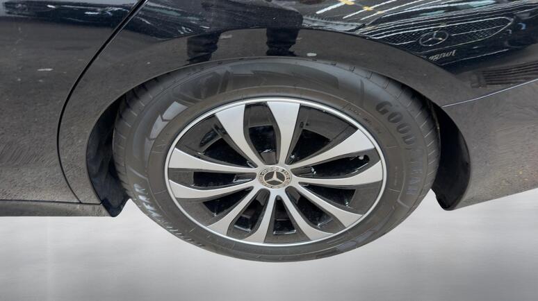 Mercedes-Benz - E 200 d T-Modell