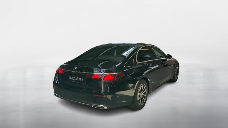 Mercedes-Benz - E 200 d Limousine