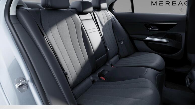 Mercedes-Benz - E 300 de 4MATIC Limousine mit EQ Hybrid Technologi