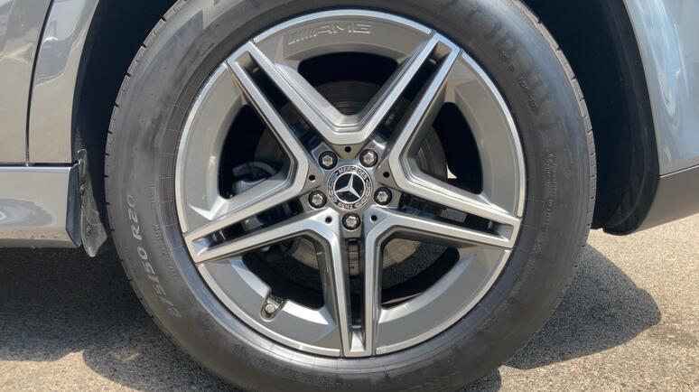Mercedes-Benz - GLE 300 d 4MATIC
