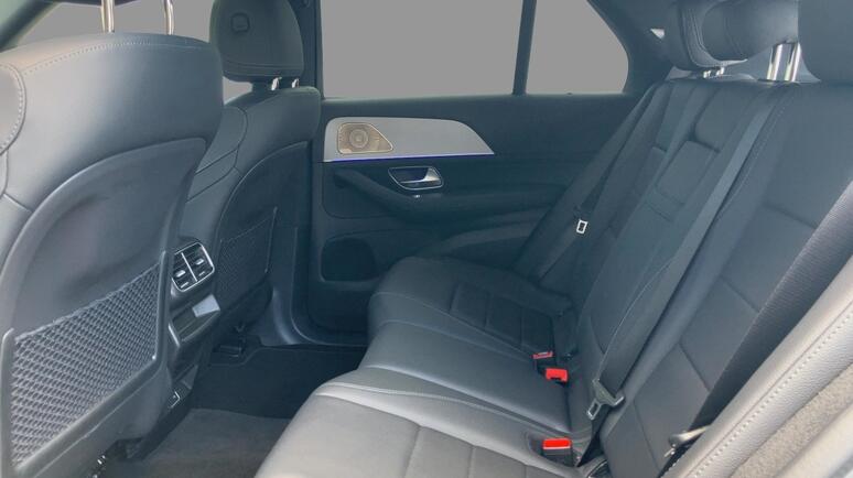 Mercedes-Benz - GLE 300 d 4MATIC