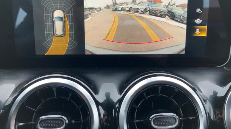 Mercedes-Benz - B 180