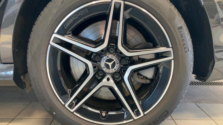 Mercedes-Benz - E 300 de 4MATIC T-Modell Austria Edition