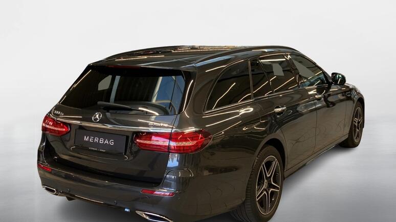 Mercedes-Benz - E 300 de 4MATIC T-Modell Austria Edition