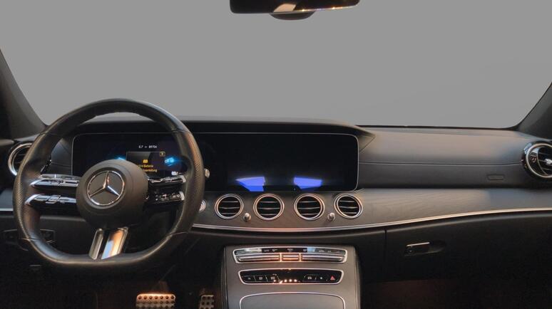 Mercedes-Benz - E 300 de 4MATIC T-Modell Austria Edition
