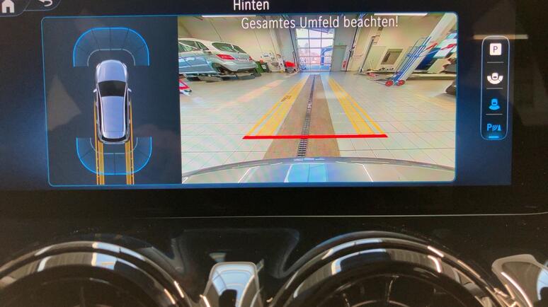 Mercedes-Benz - B 180 d