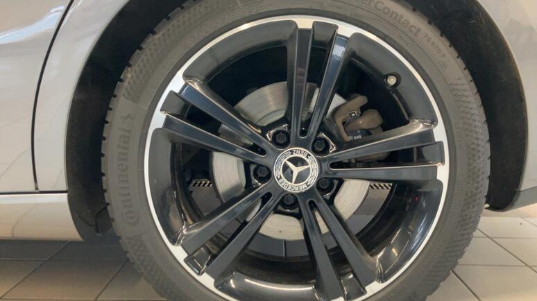 Mercedes-Benz - CLA 200 d 4MATIC Coupé