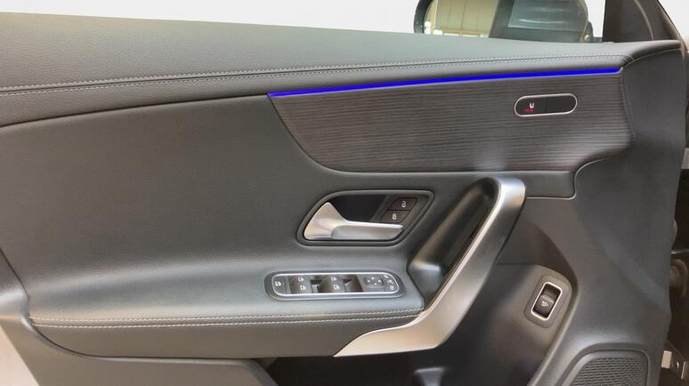 Mercedes-Benz - CLA 200 d 4MATIC Coupé