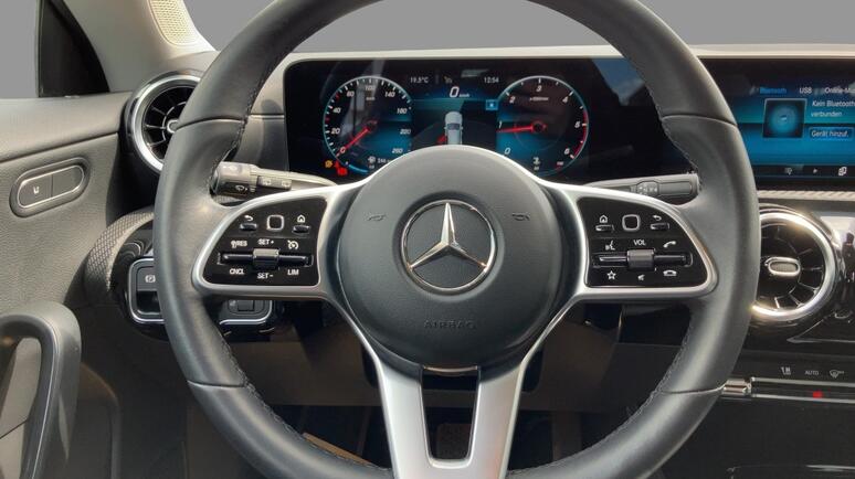 Mercedes-Benz - CLA 180 d Shooting Brake