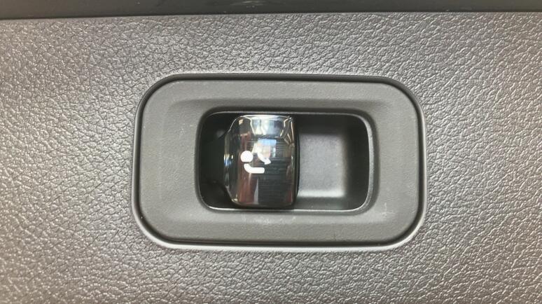 Mercedes-Benz - E 300 de 4MATIC T-Modell mit EQ Hybrid Technologie