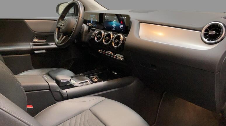 Mercedes-Benz - B 180 d