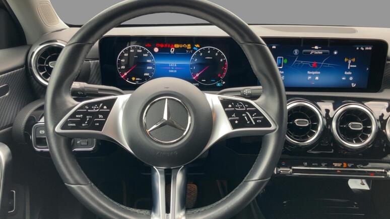 Mercedes-Benz - A 180 Limousine