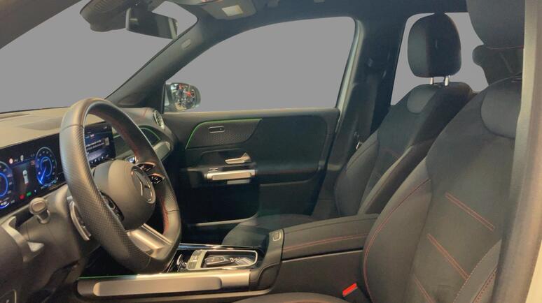 Mercedes-Benz - EQB 300 4MATIC Österreich-Edition