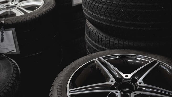 Felgenaufbereitung bei Merbag Ihrem Mercedes-Benz-Händler