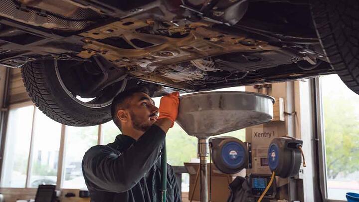 Automatik Ölwechsel bei Merbag buchen