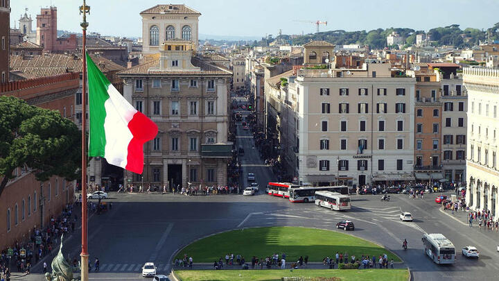 Reifenvorschriften im Sommer in Italien