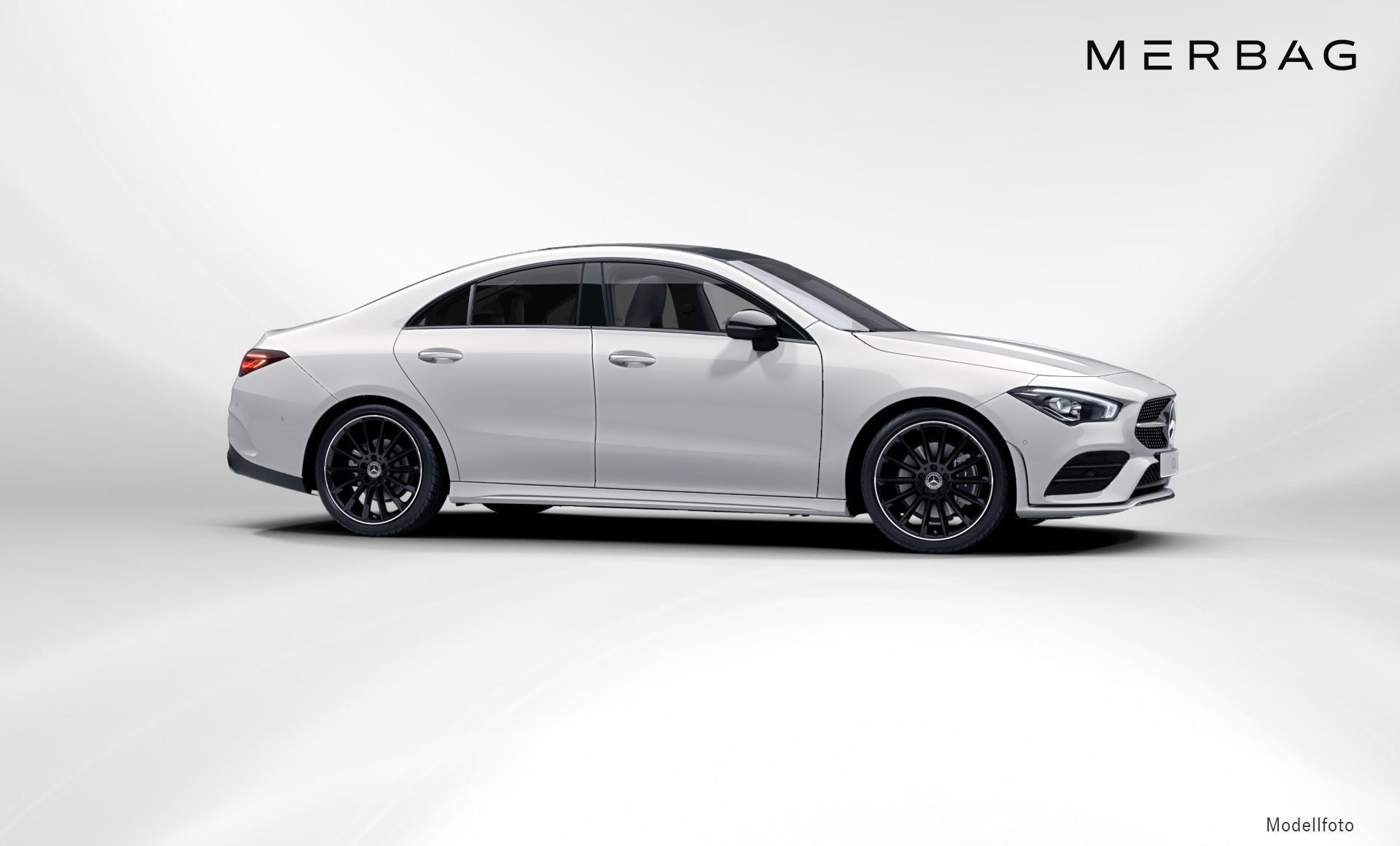 Mercedes-Benz - CLA 200 d AMG Line / Panoramadach