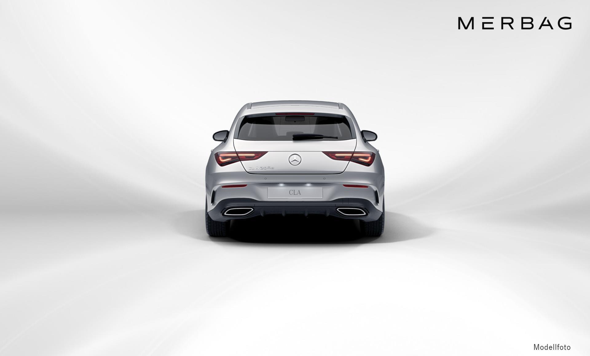 Mercedes-Benz - CLA 200d Shooting Brake AMG Line Panoramadach