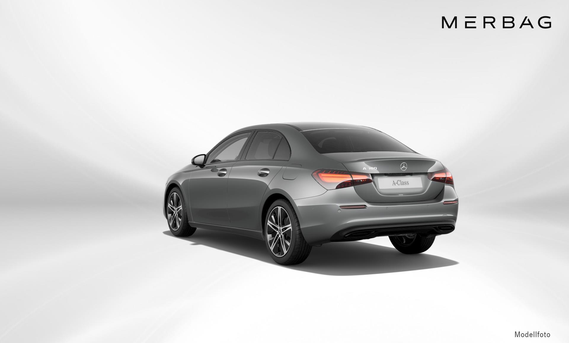 Mercedes-Benz - A 180 Limousine Progressive Line Facelift