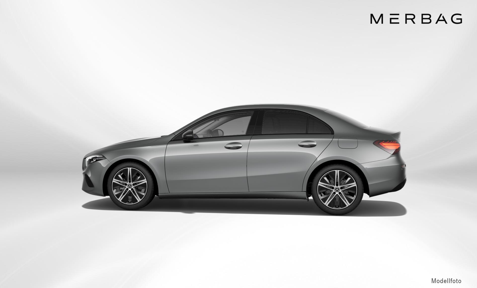 Mercedes-Benz - A 180 Limousine Progressive Line Facelift