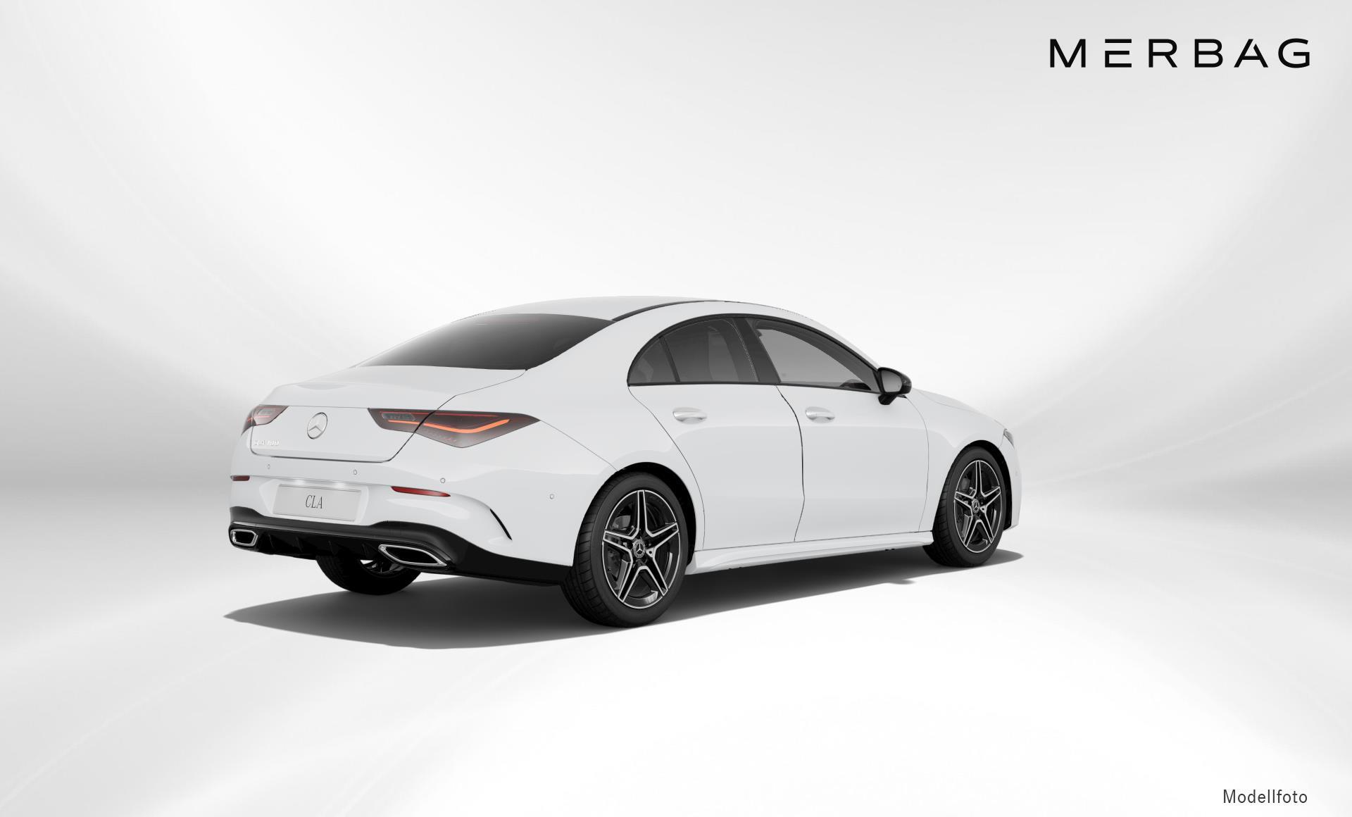 Mercedes-Benz - CLA 180 Coupé AMG Line