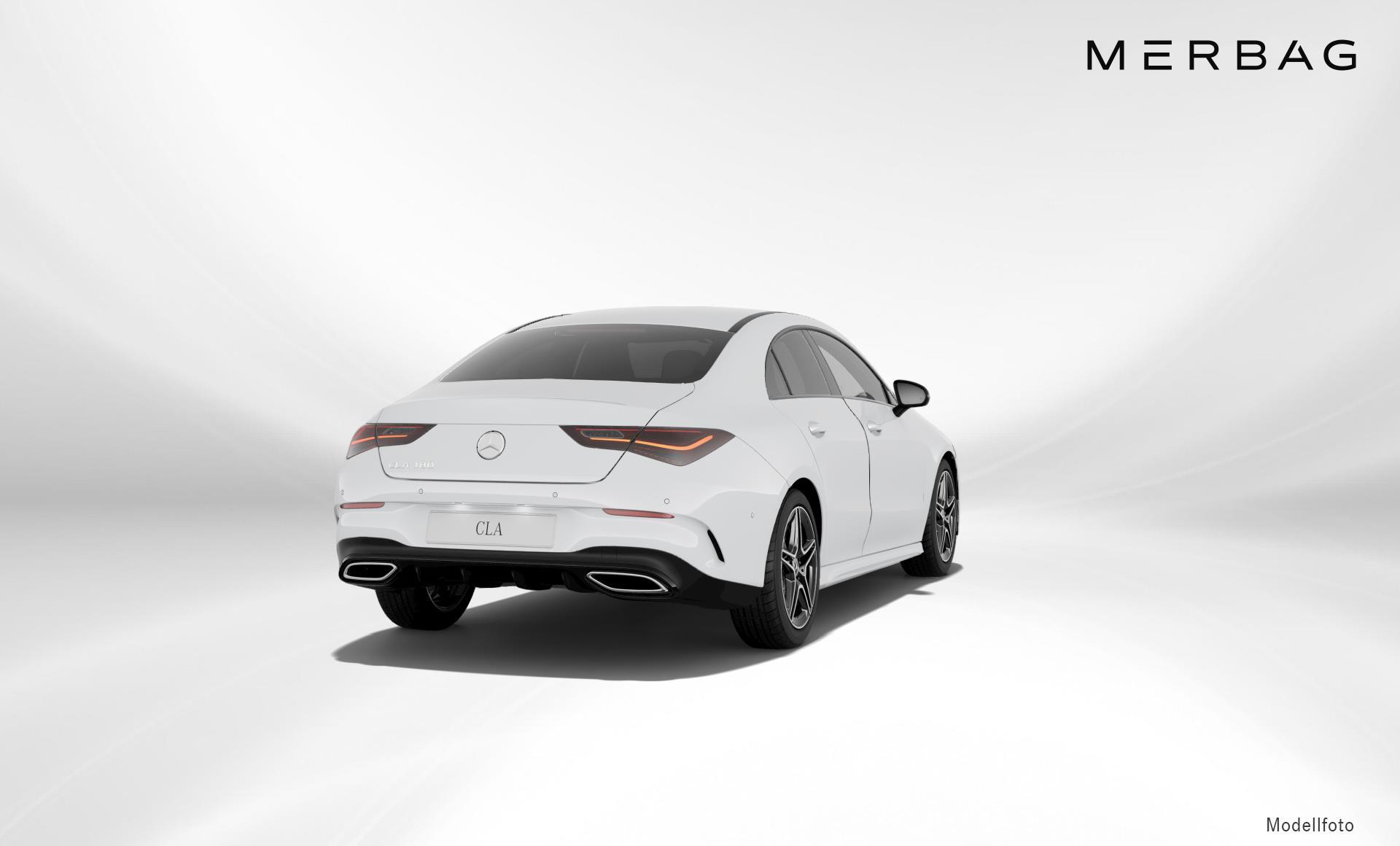 Mercedes-Benz - CLA 180 Coupé AMG Line