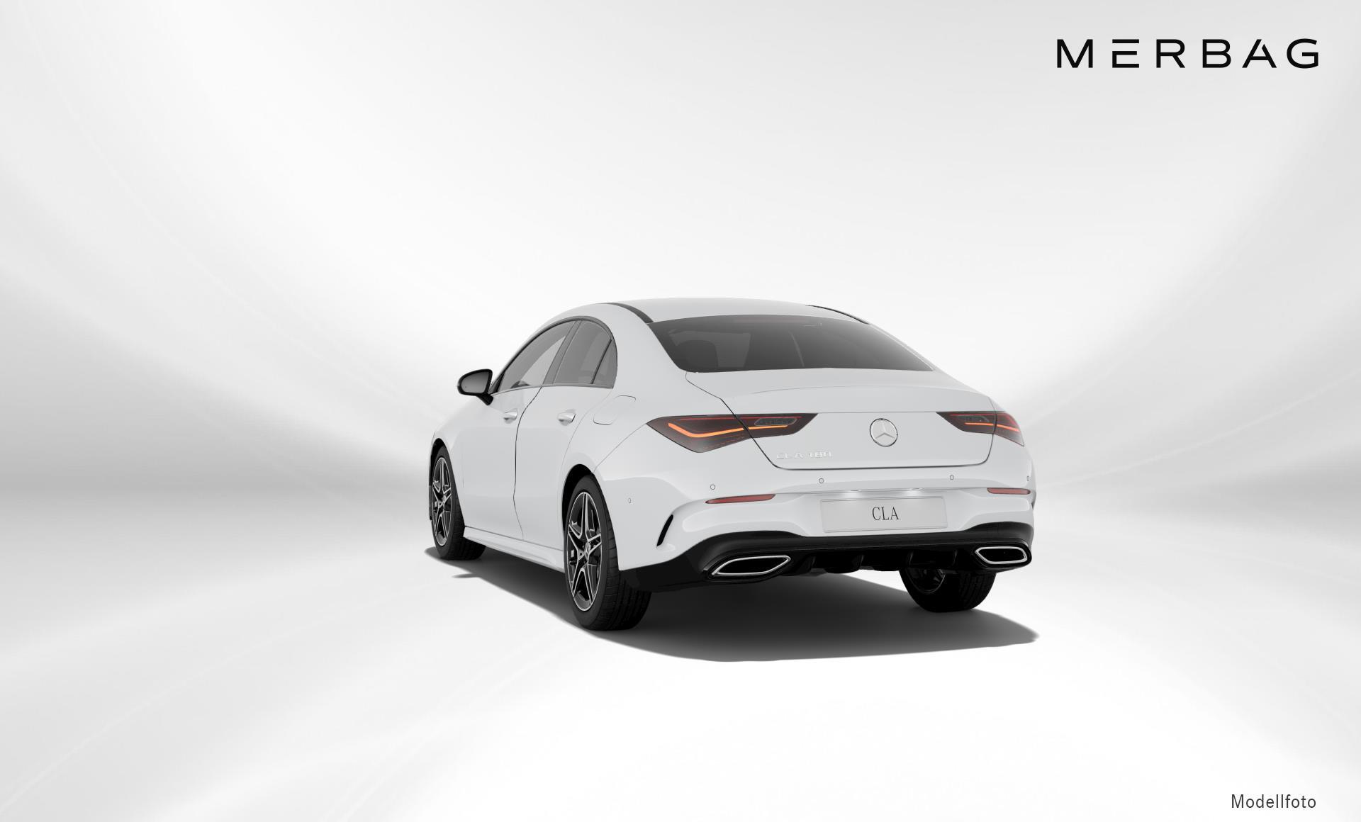 Mercedes-Benz - CLA 180 Coupé AMG Line