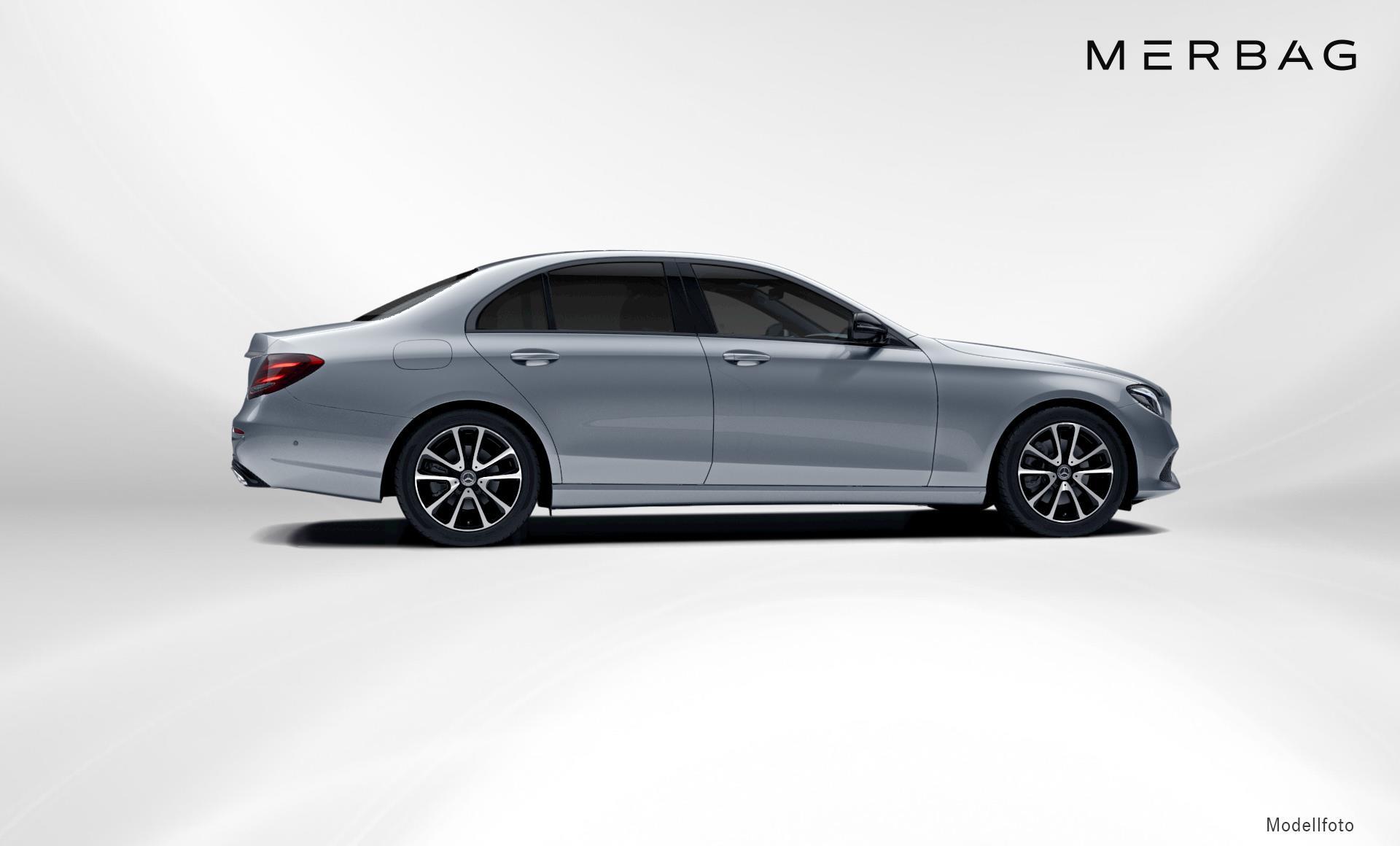 Mercedes-Benz - E 220 d 4MATIC Limousine Austria Edition