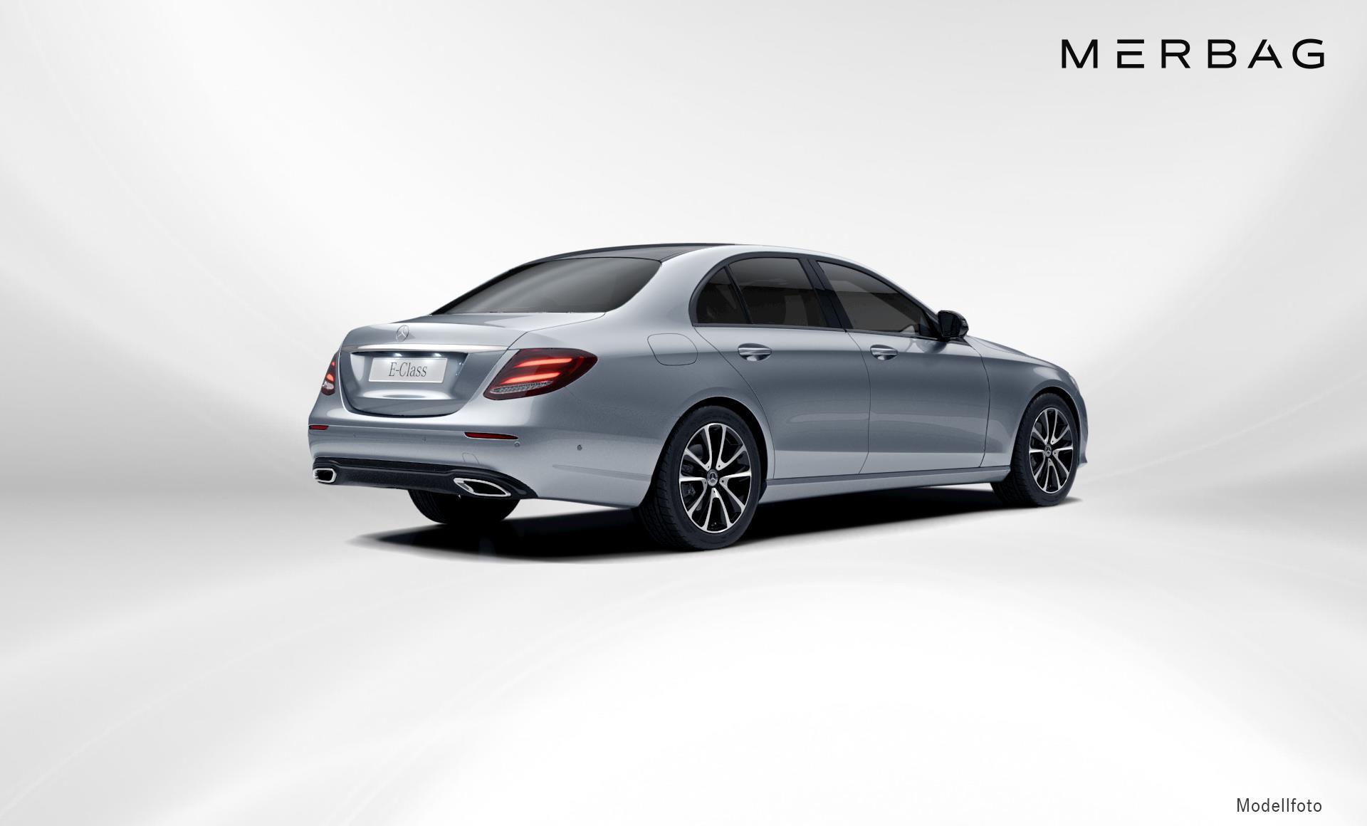 Mercedes-Benz - E 220 d 4MATIC Limousine Austria Edition