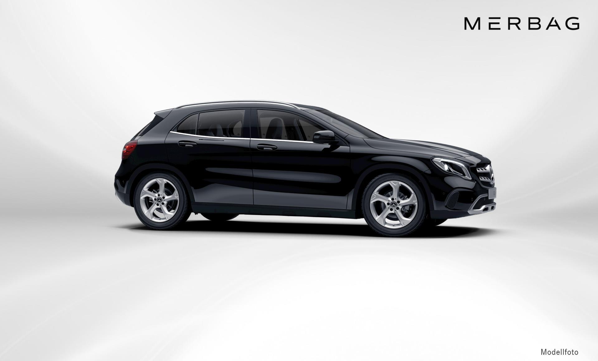 Mercedes-Benz - GLA 180