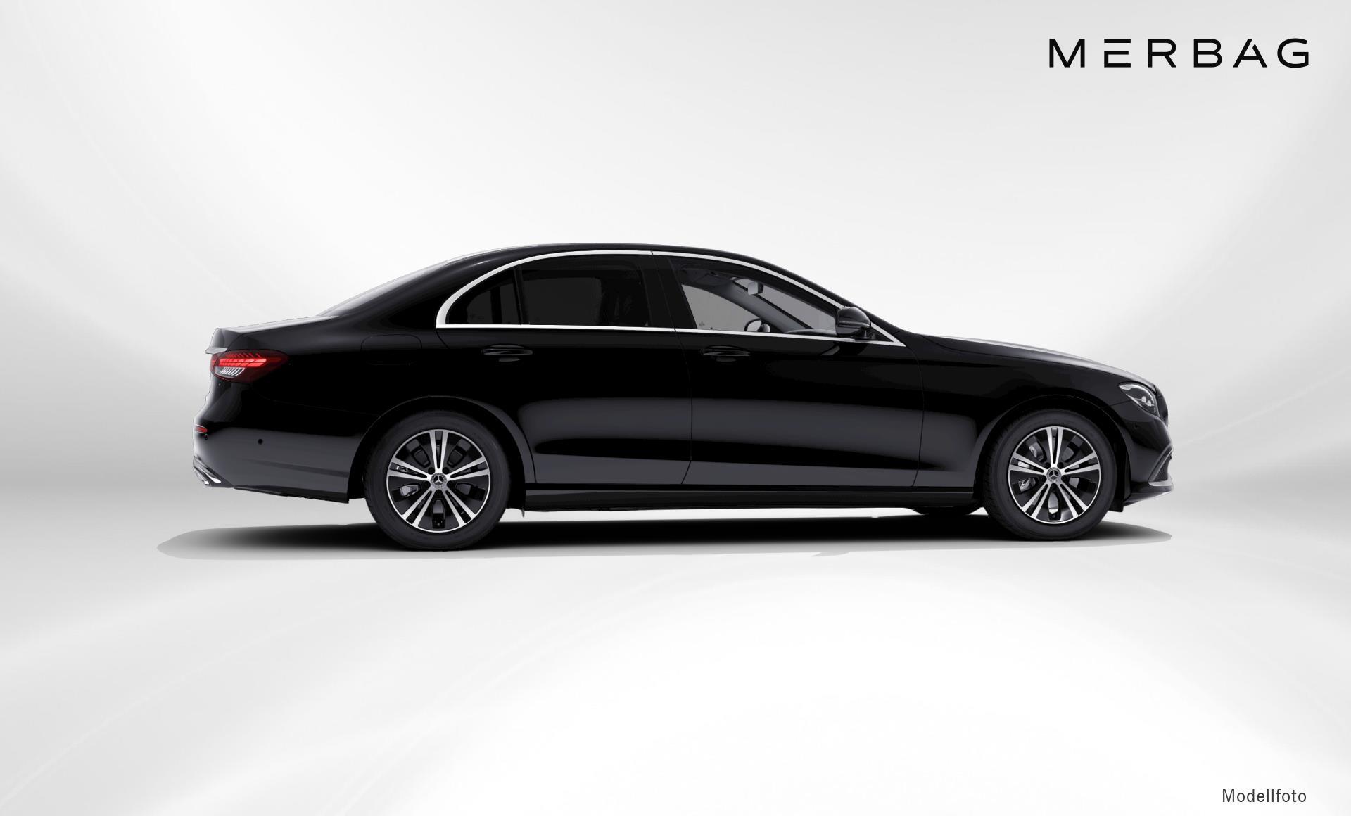 Mercedes-Benz - E 220 d 4MATIC Limousine Austria Edition