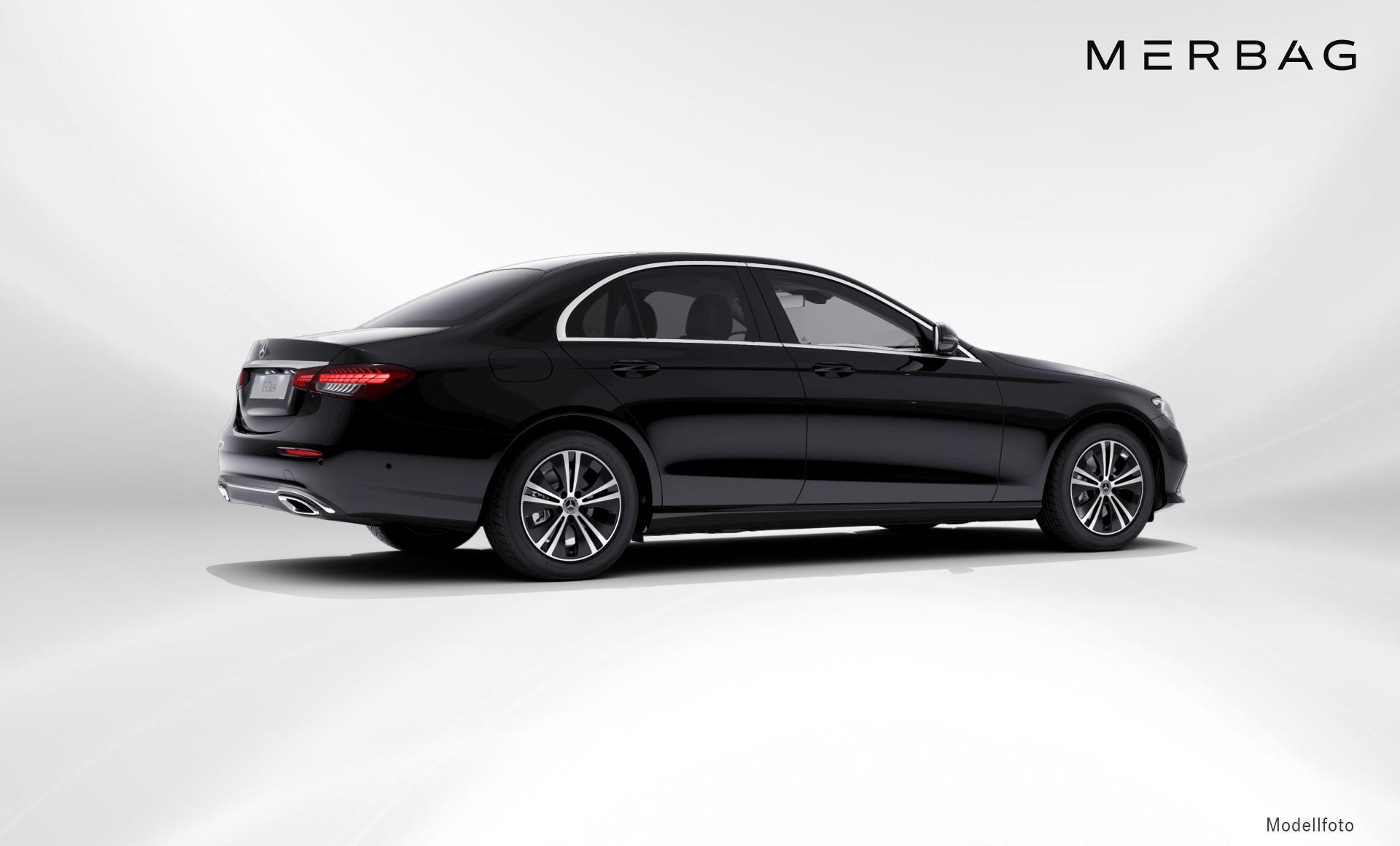 Mercedes-Benz - E 220 d 4MATIC Limousine Austria Edition