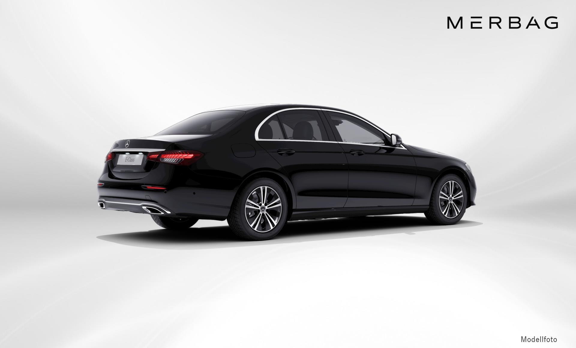 Mercedes-Benz - E 220 d 4MATIC Limousine Austria Edition