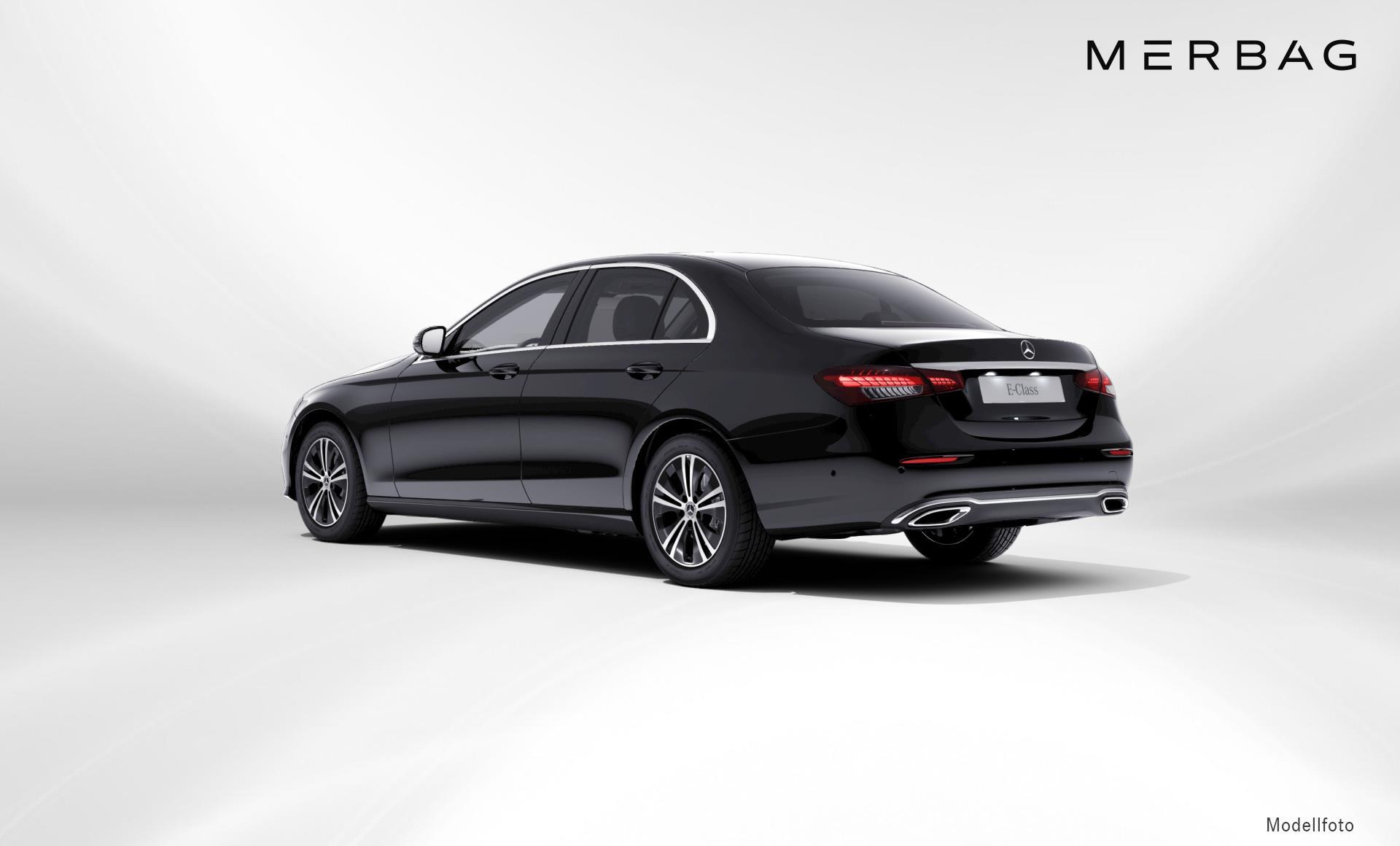 Mercedes-Benz - E 220 d 4MATIC Limousine Austria Edition