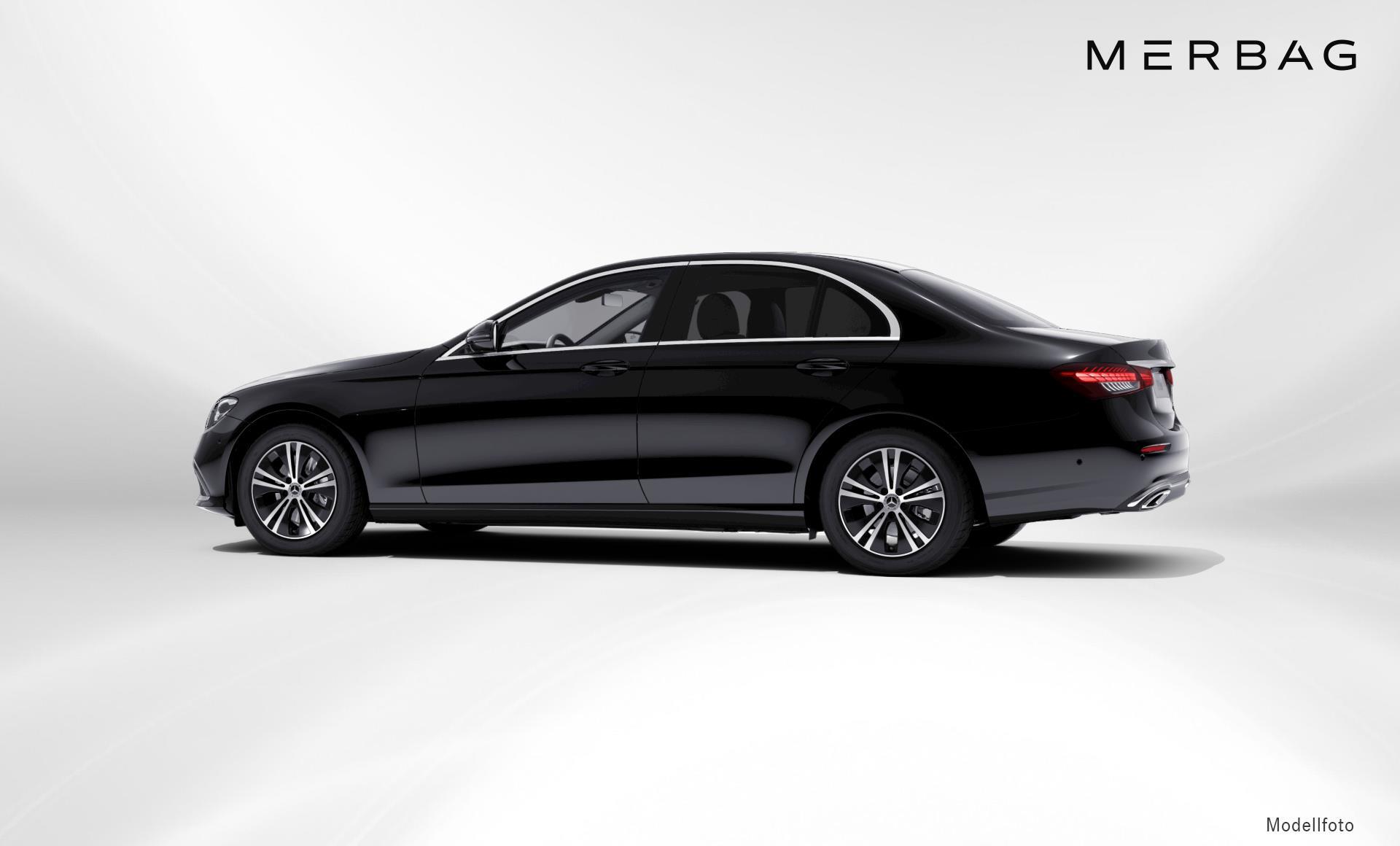 Mercedes-Benz - E 220 d 4MATIC Limousine Austria Edition
